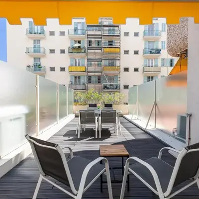 1 Bdr Large Terrace