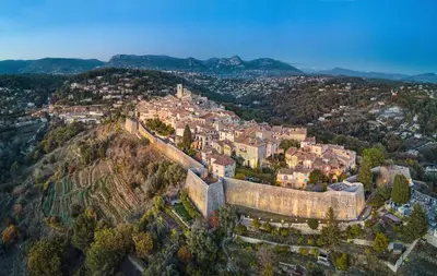 an aerial view of a city with a castle at Coeur de La Libé - Ideal couple & FRIENDS - CENTRAL & COSY - TRAM & Supermarkets -AC -Bed XXL in Nice