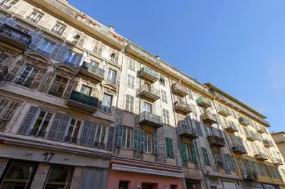 a large building with windows and balconies on it at Nice - Renting - LASCARIS - Charm & Spacious & Comfort 3P Port Bonaparte in Nice