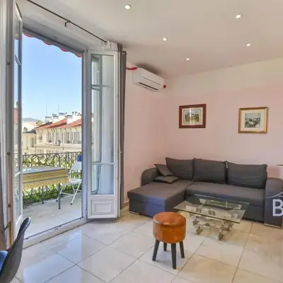 Bright apartment in the Heart of Nice