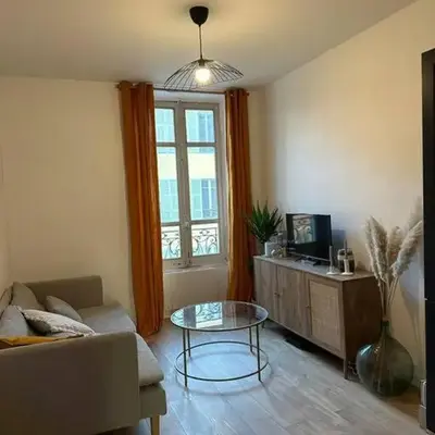 Cosy Nice appartement