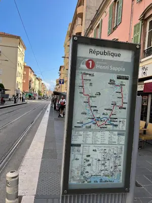 a sign on the side of a street at République in Nice