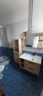 a bathroom with a sink and a toilet at Charmant 2 pièces in Nice