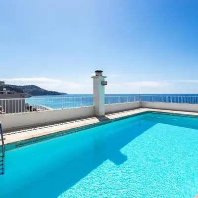 Royal Luxembourg AP4397 By Riviera Holiday Homes