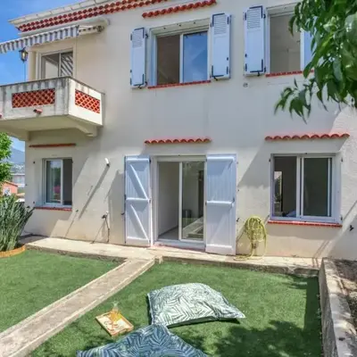 #54 Sea view Villa 4 BDR AC 5mins to Port BBQ