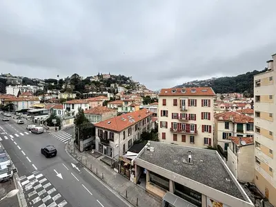 an aerial view of a city with buildings and a street at Nice Carlone Appart 6 pers, Clim, proche mer, transports in Nice