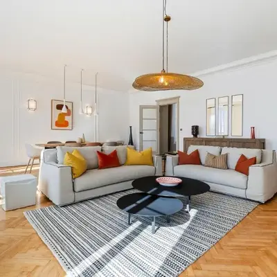 Nice Renting - VICTOR - Historic Palace Luxury 3 Bedrooms