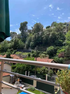 a bathroom with a shower and a toilet and a sink at Studio balcon proche mer in Nice