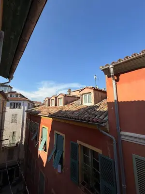 an overhead view of a city with buildings at Charmant 2 pièces proche mer in Nice