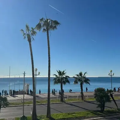 Carre d Or Face a la Mer