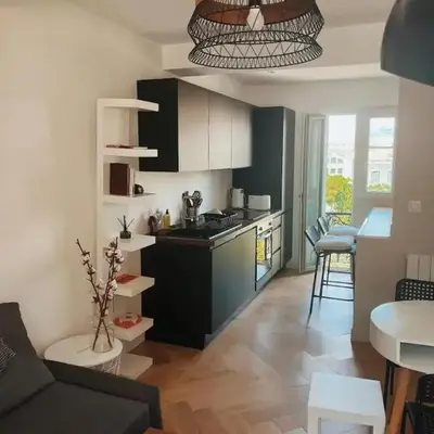 Nice vieille ville appartement design