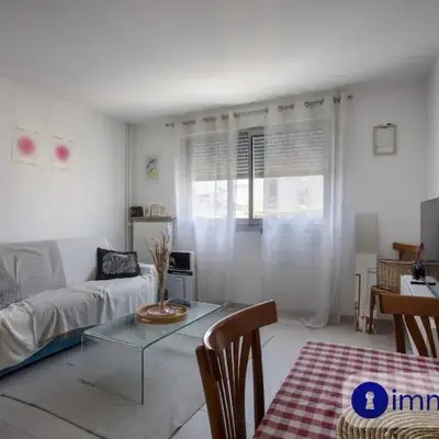 Studio near airport