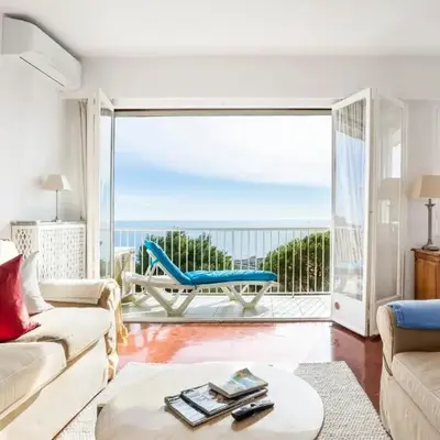 Premium Penthouse with Panoramic Sea View