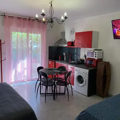 Studio NICE near the sea