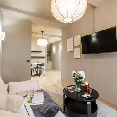 Wonderful Stay close to Garibaldi - Aircon