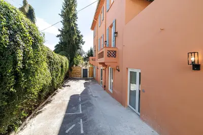 Gallery image of 62 CARNOT LOT 6 - Appartement renove - climatise - 2 chambres suites in Nice