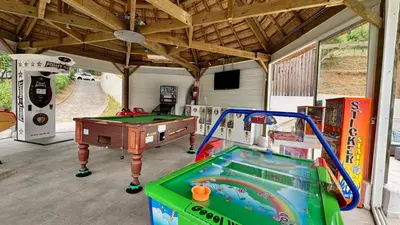 a play room with a pool table at Cosy mobil-home wifi clim in Cagnes-sur-Mer