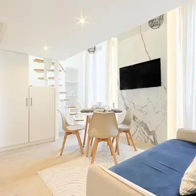 Duplex moderne climatisé Carré d'or