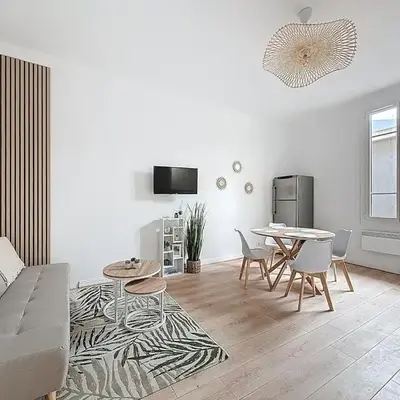 Superbe appartement rénové 1 chambre - Nice Mantega