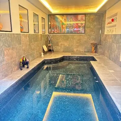 T4 Front de mer Piscine interieure privee Clim