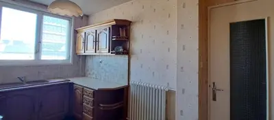 Gallery image of A 2 pas de la plage - 2 chambres - Wifi - Tramway - Cuisine - Climatisation in Nice