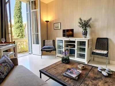 a living room with a couch and a coffee table at Nestor&Jeeves - ANGEL'S BAY - City center - Close beaches in Nice