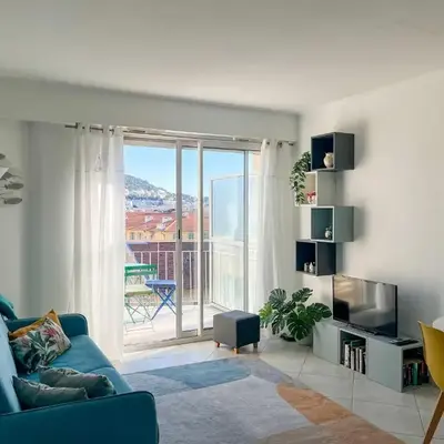 Risso - charming one bedroom with a balcony