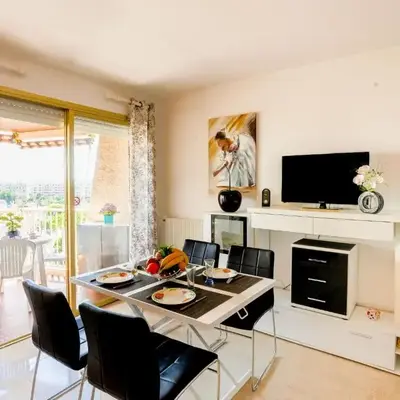 Studio Le Baccara by Interhome