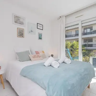 Comfortable 1 Bdr Downtown - AC & Parking