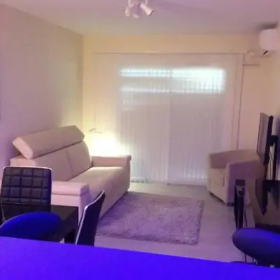 Beau Studio à 50m de la plage
