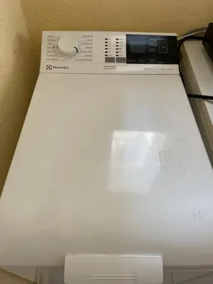 a white printer sitting on top of a box at Appartement au centre de Nice in Nice