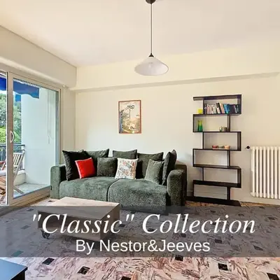 Nestor&Jeeves - SOLAR - By sea - Balcony